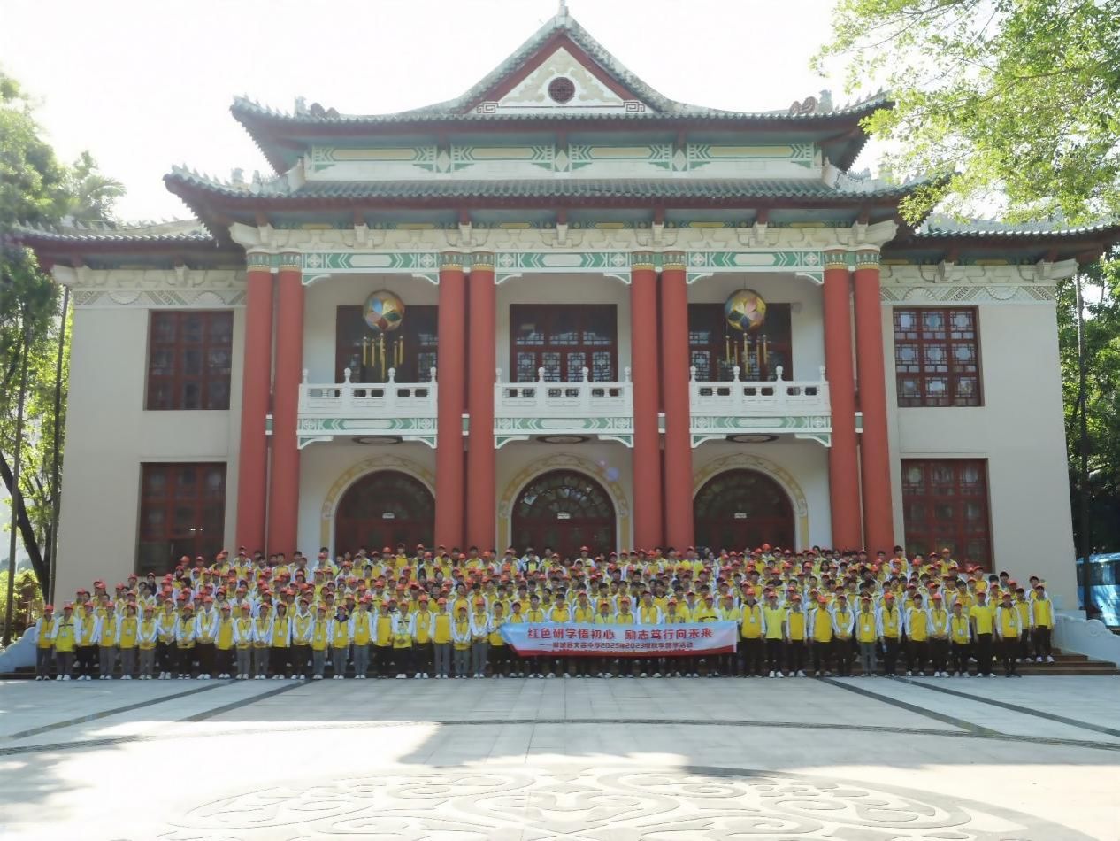 筑梦高校，梦想启航——柳城县文昌中学初三学子赴伟德bv1946官网研学